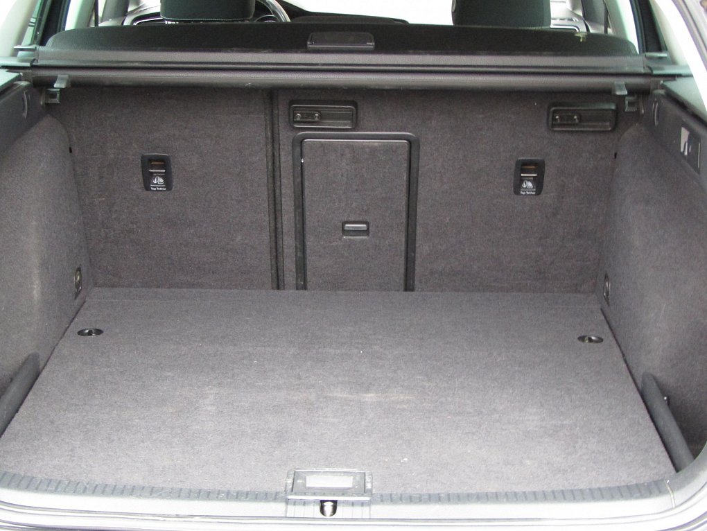 Volkswagen Golf 2.0 TDi 