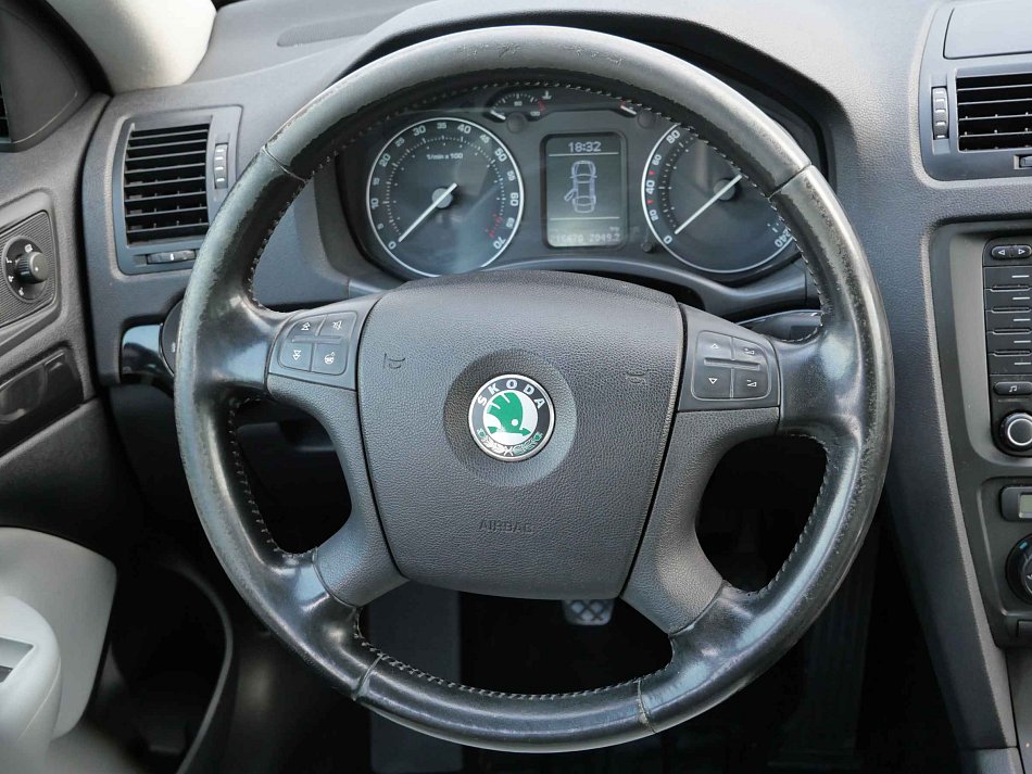Škoda Octavia II 2.0FSI 