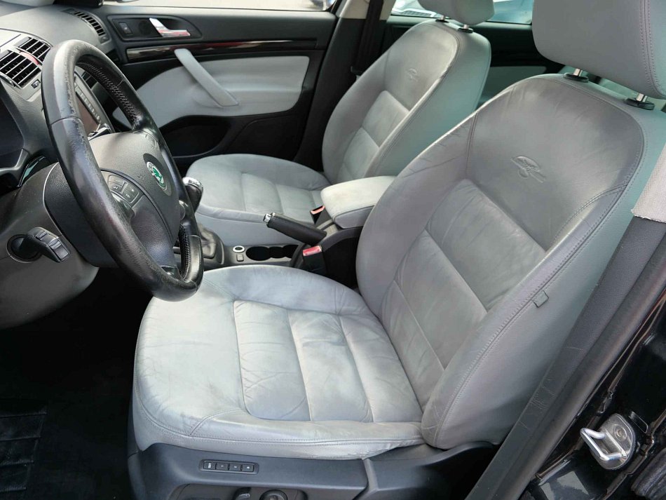 Škoda Octavia II 2.0FSI 