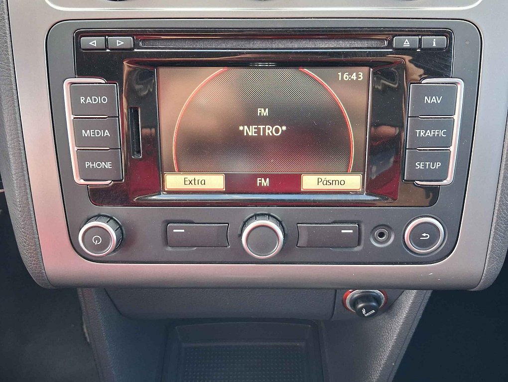 Volkswagen Touran 1.4 TSi 