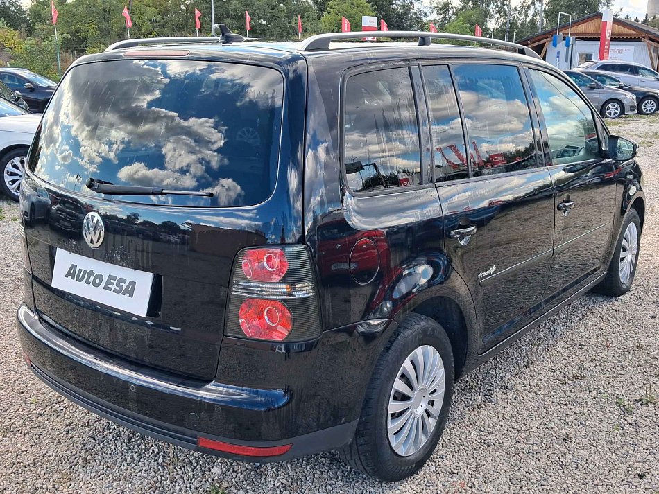 Volkswagen Touran 1.4 TSi 