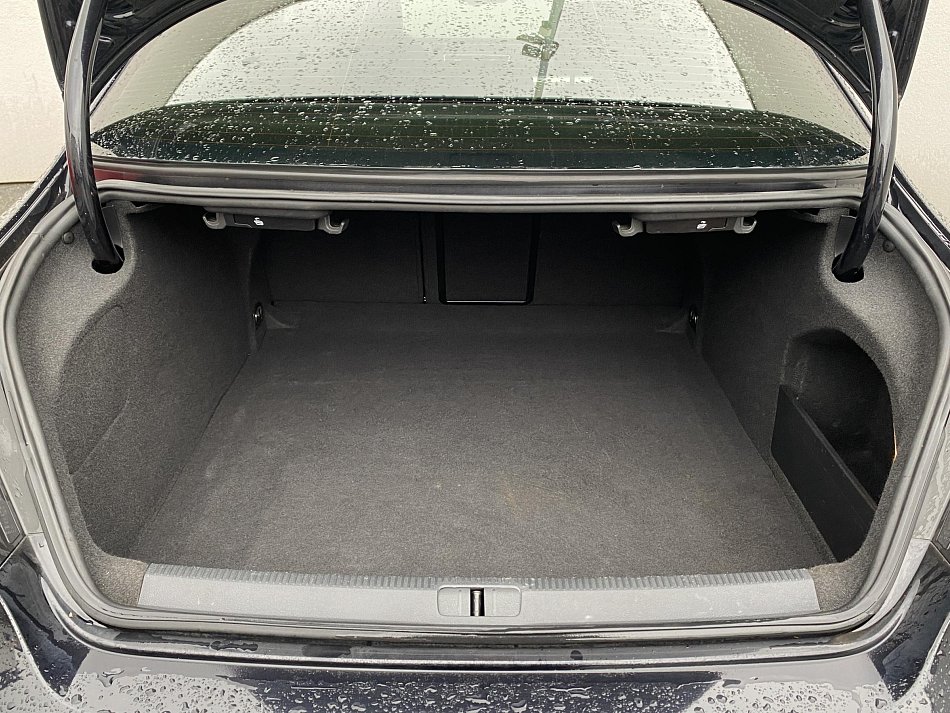 Volkswagen CC 2.0TDi 