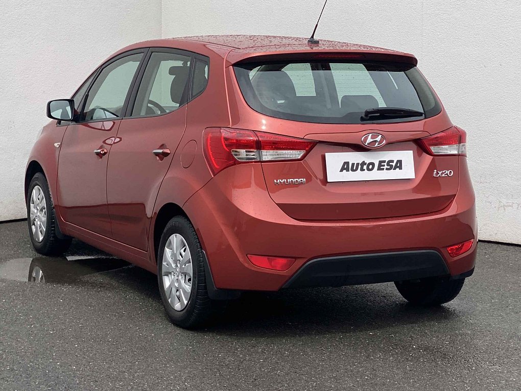Hyundai Ix20 1.4i 