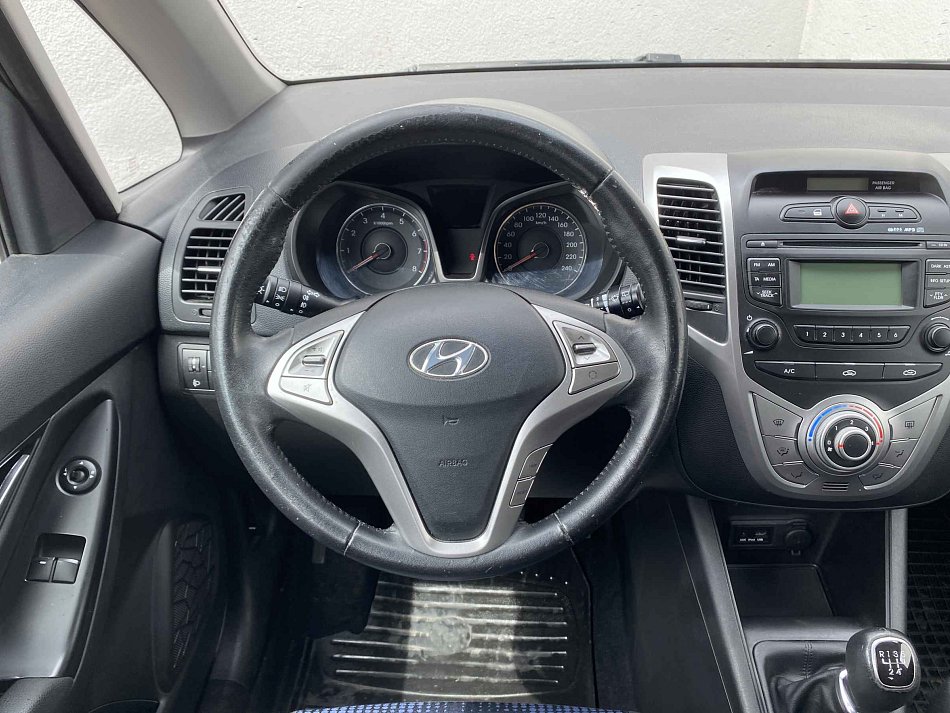 Hyundai Ix20 1.4i 
