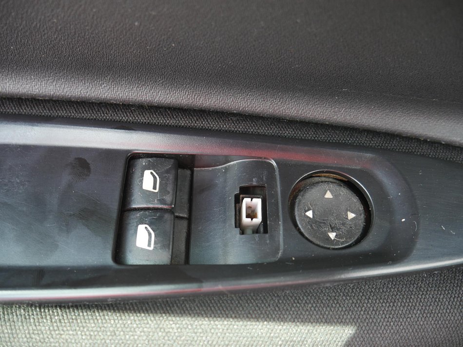 Citroën C4 1.4 i 