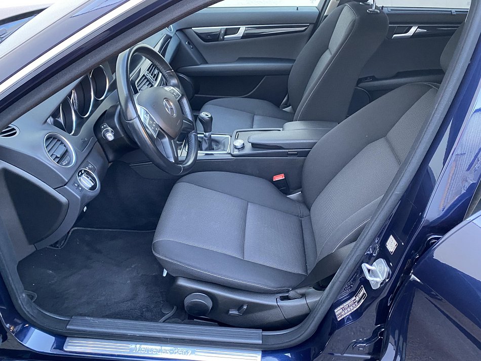 Mercedes-Benz Třída C 2.2 CDI  C220