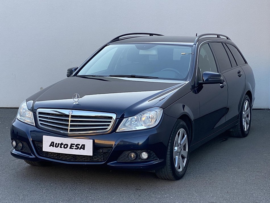 Mercedes-Benz Třída C 2.2 CDI  C220