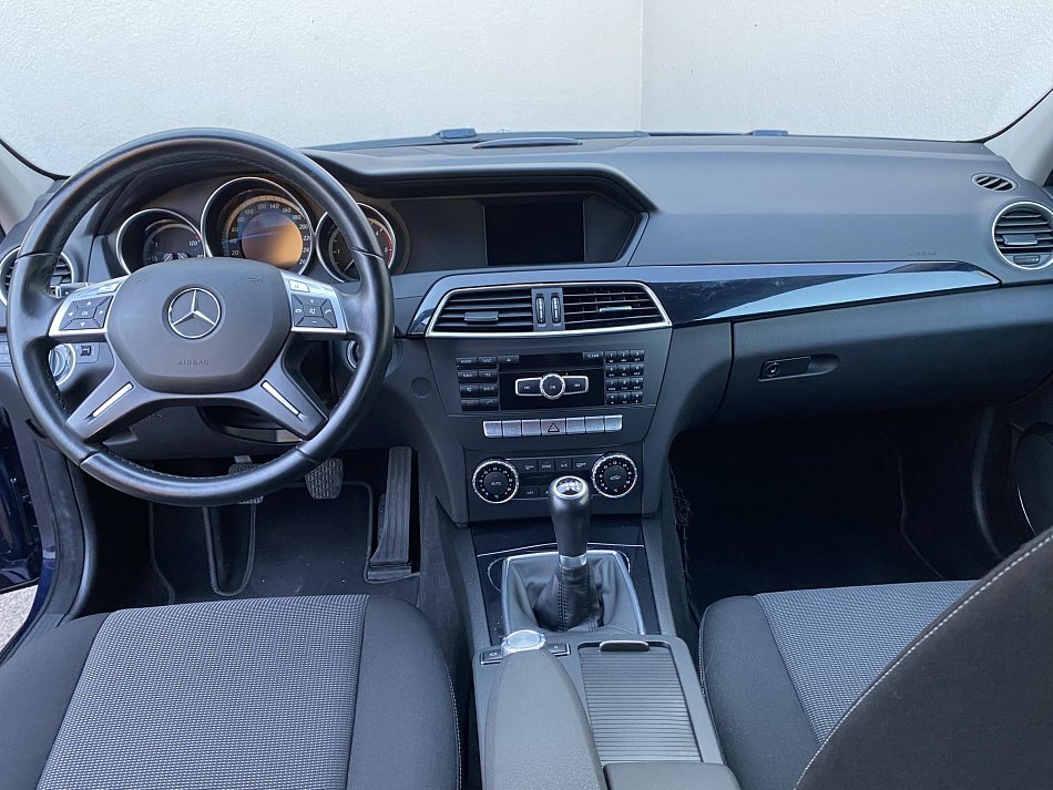 Mercedes-Benz Třída C 2.2 CDI  C220