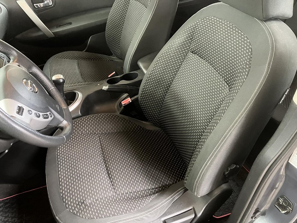 Nissan Qashqai 1.6 16V 