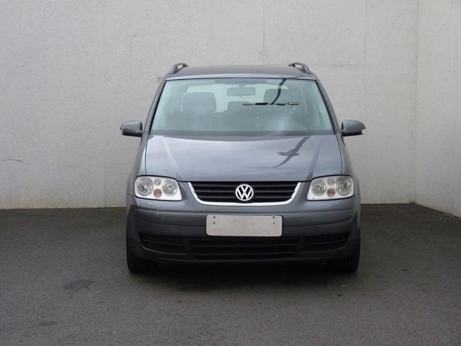 Volkswagen Touran 2.0TDi 