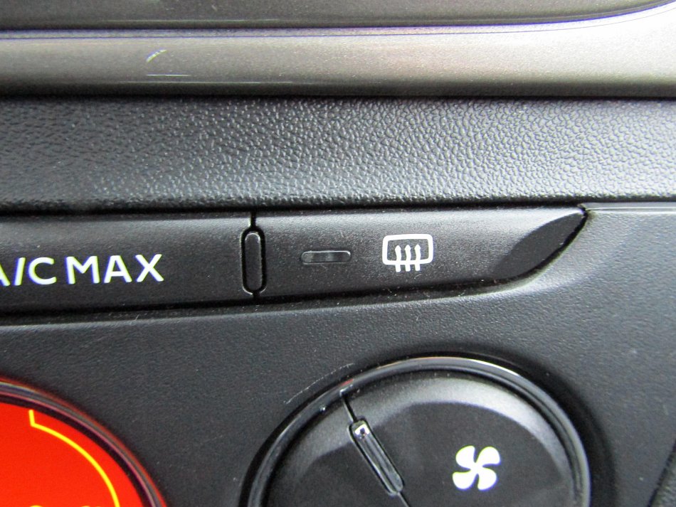 Citroën C-Elysee 1.2PT 