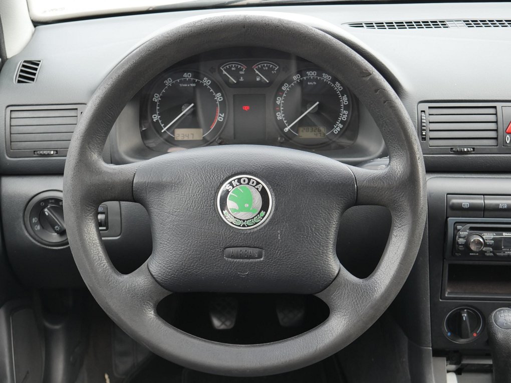 Škoda Octavia 1.6i Elegance