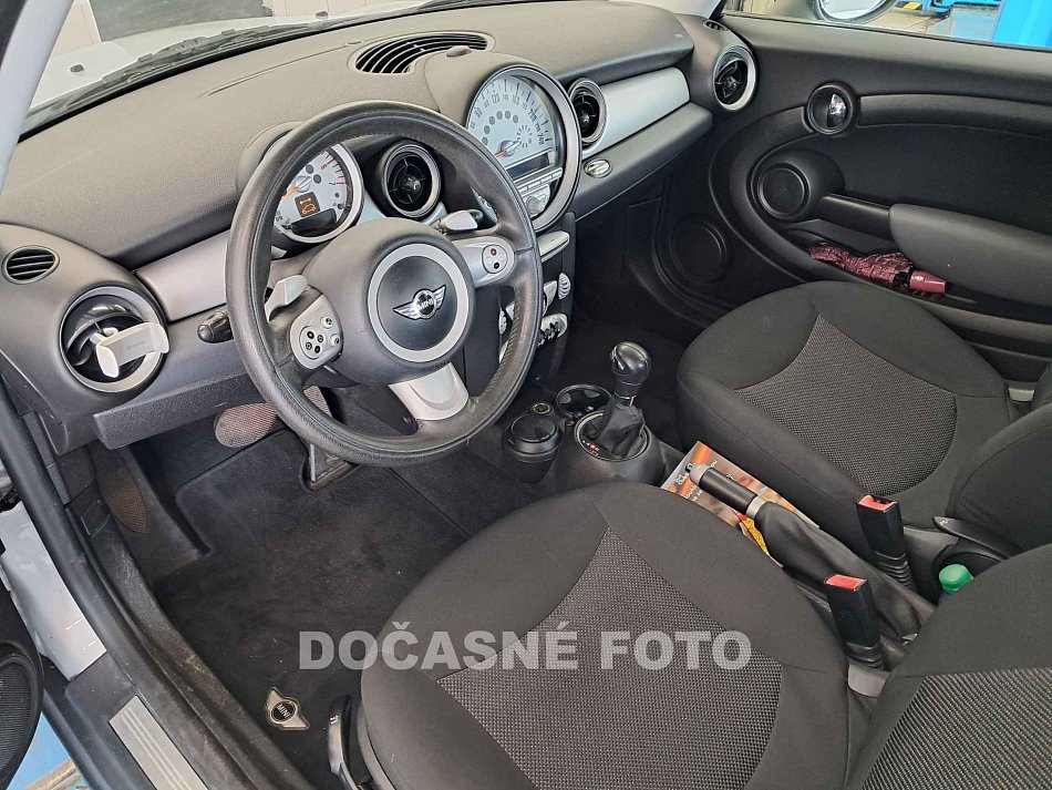 Mini Cooper 1.6D 