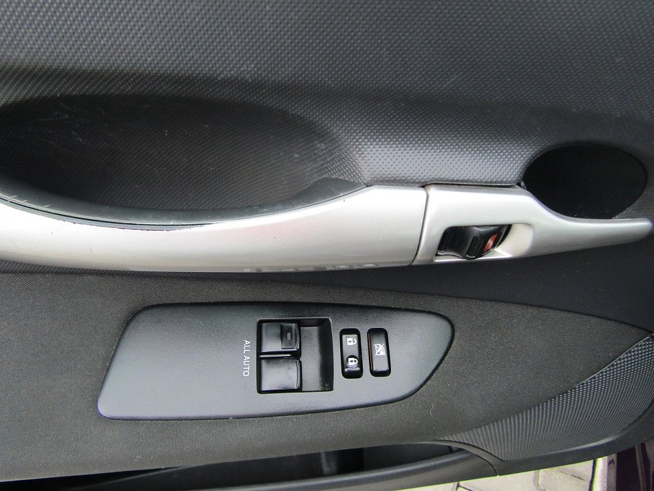 Toyota Auris 1.6 VVT- i 