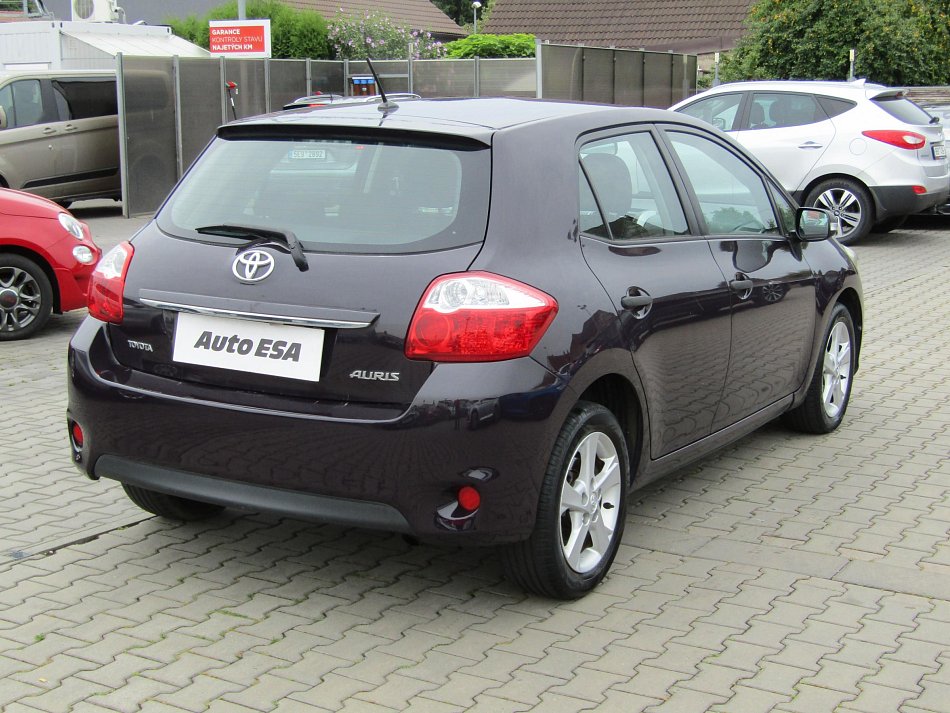 Toyota Auris 1.6 VVT- i 