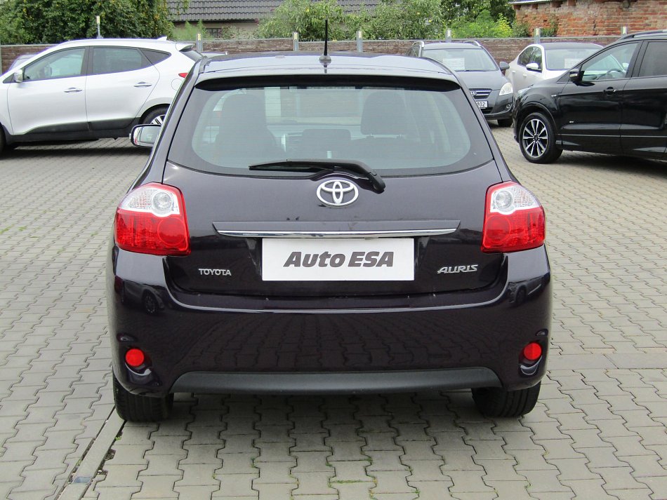 Toyota Auris 1.6 VVT- i 