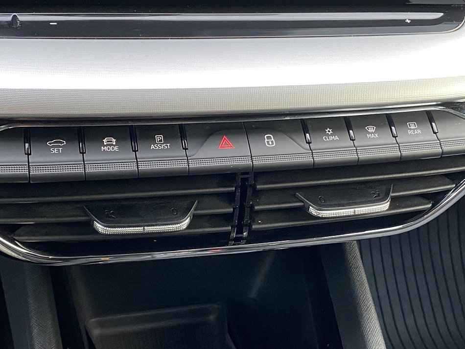 Škoda Octavia IV 1.5 TSi Style