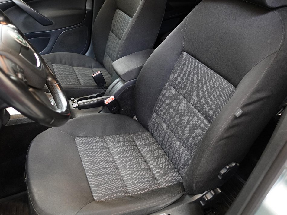 Škoda Octavia II 1.6TDi Elegance