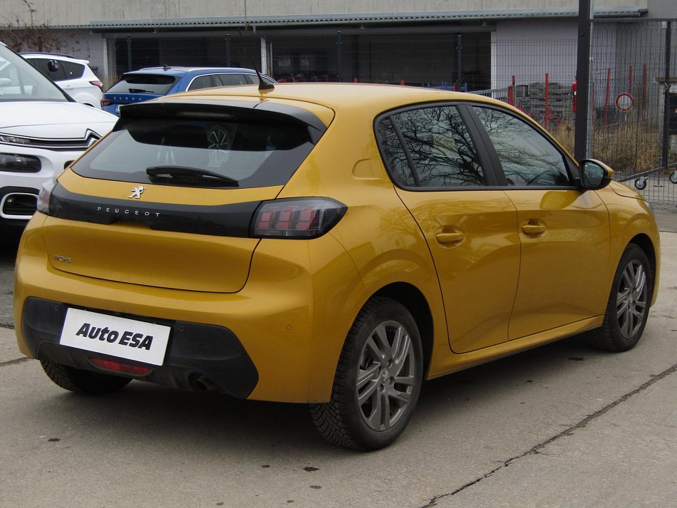 Peugeot 208 1.2 T 
