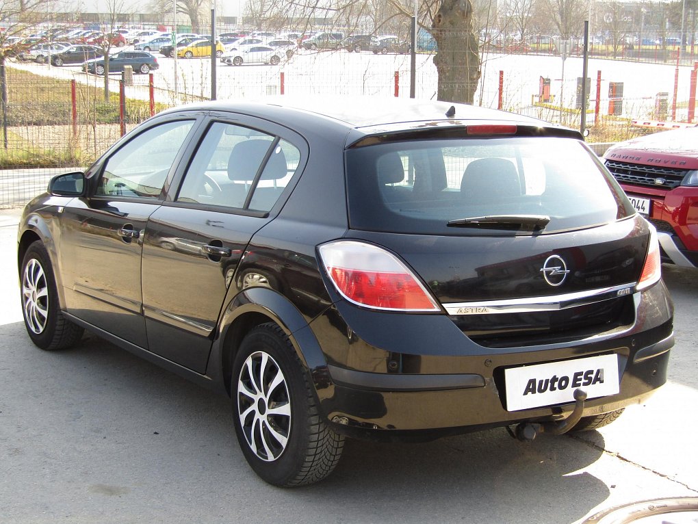 Opel Astra 1.3 CDTi 