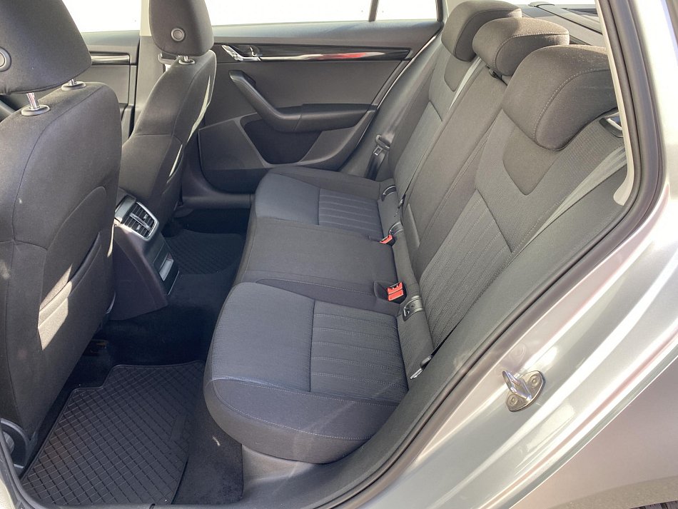 Škoda Octavia III 2.0 TDi Style