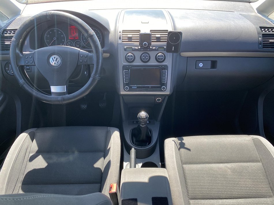 Volkswagen Touran 1.4 TSi 