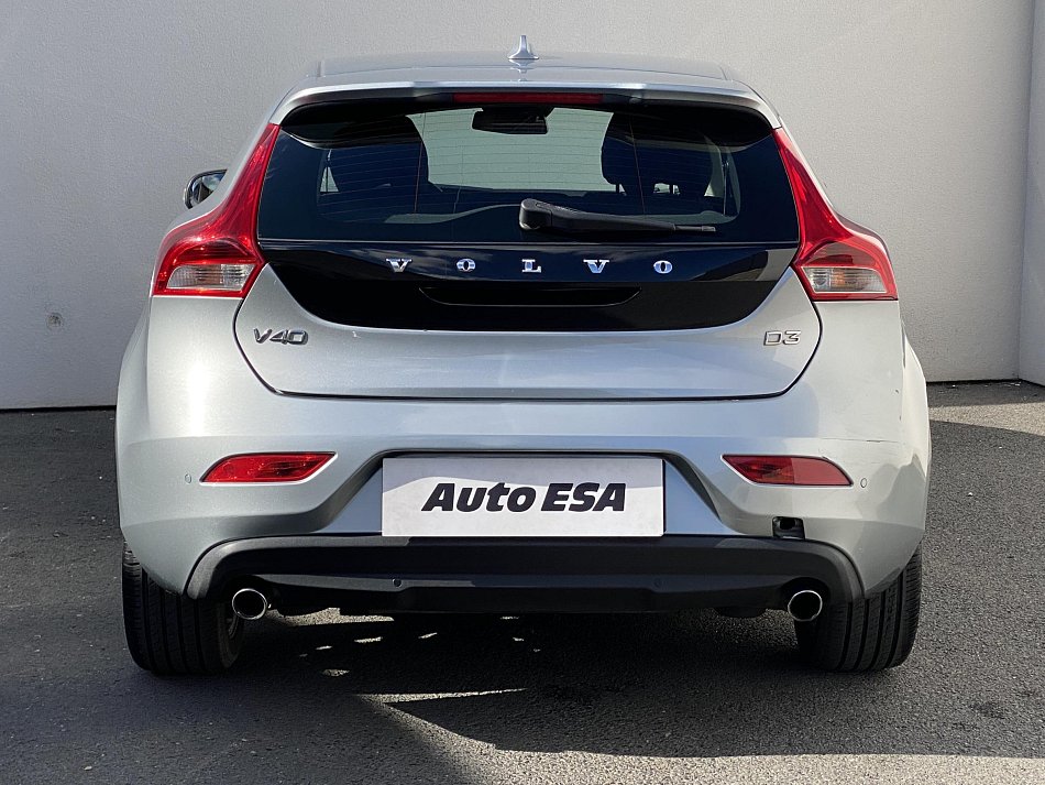 Volvo V40 2.0D 