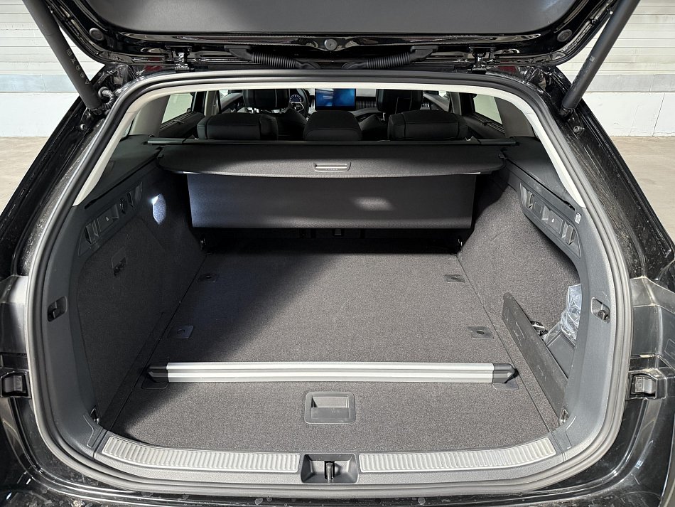 Škoda Superb IV 2.0 TDi L&K 4x4