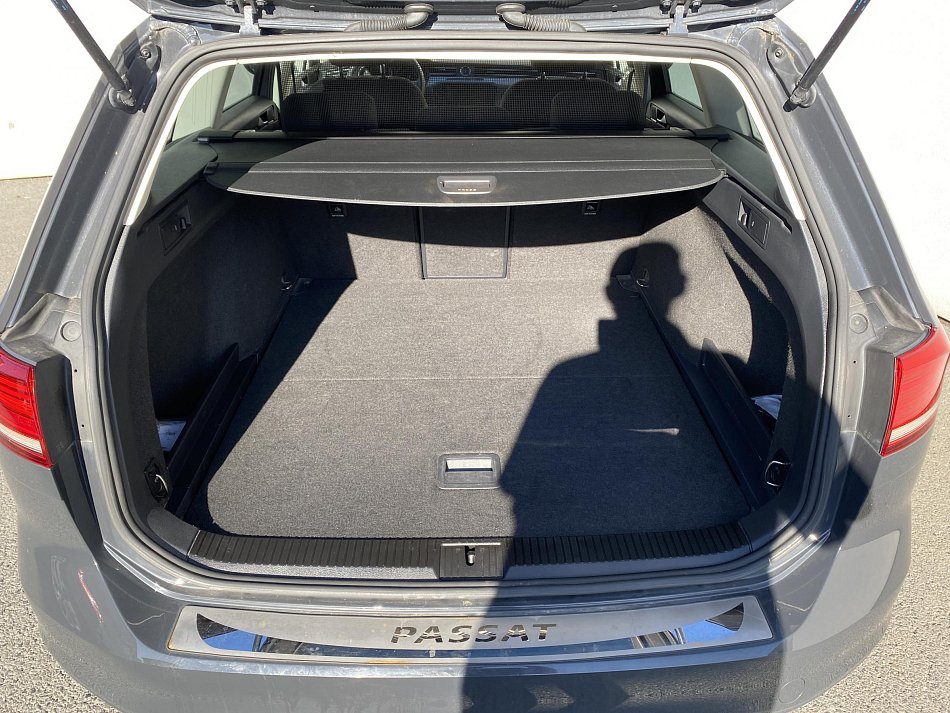 Volkswagen Passat 2.0TDi 