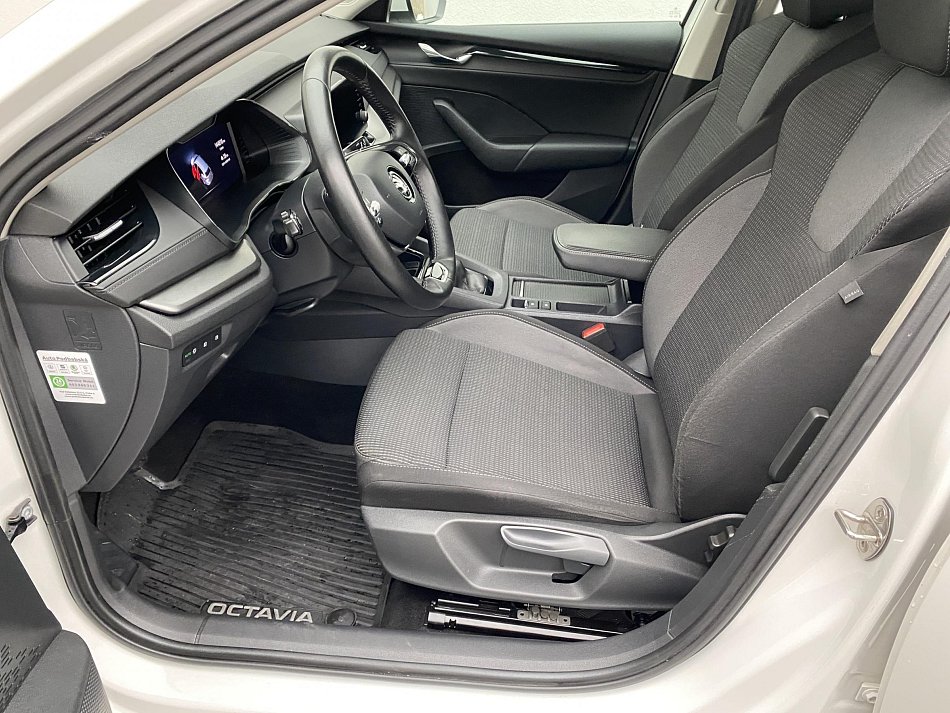 Škoda Octavia IV 2.0 TDi Ambition