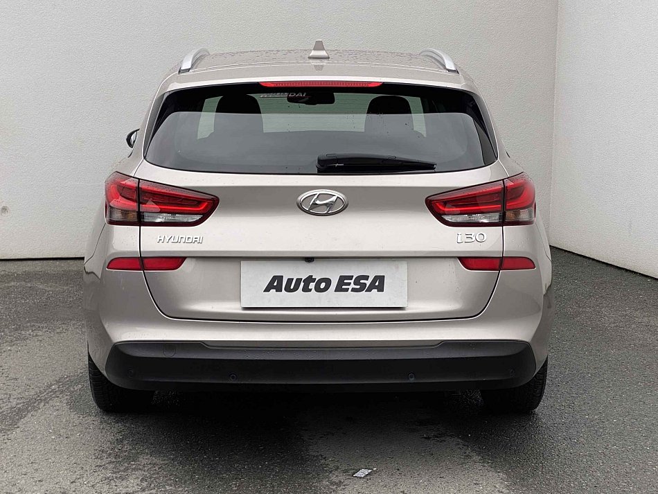 Hyundai I30 1.4 i 