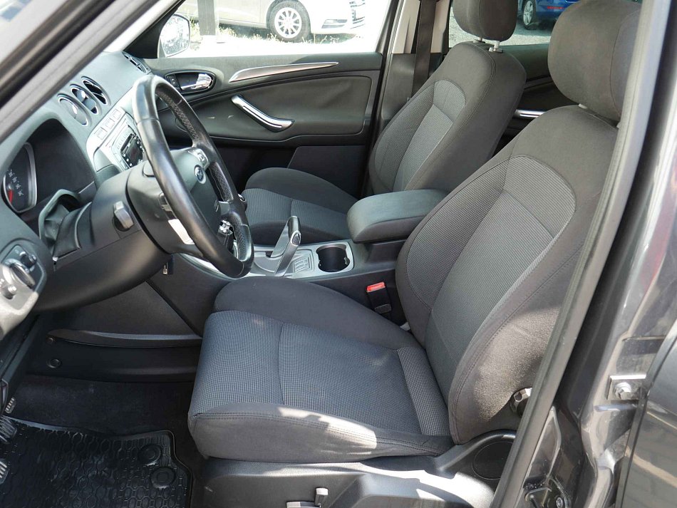 Ford S-MAX 2.0 TDCi 