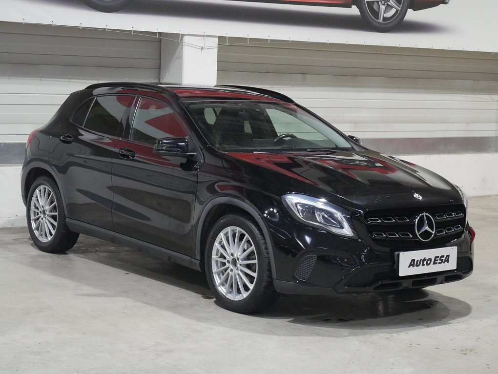 Mercedes-Benz GLA 2.2d  GLA200d