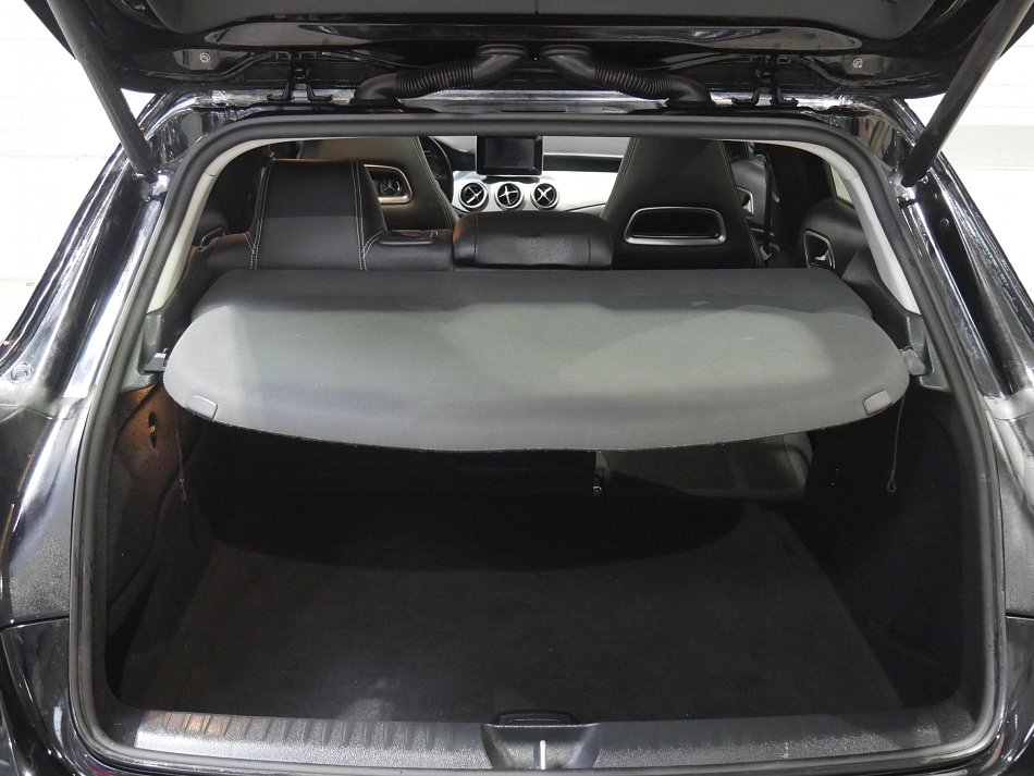 Mercedes-Benz GLA 2.2d  GLA200d