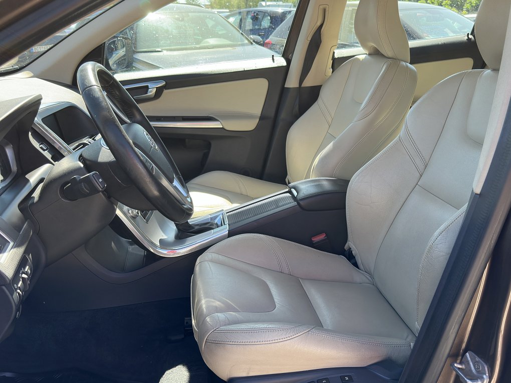Volvo XC60 2.4 D  4WD