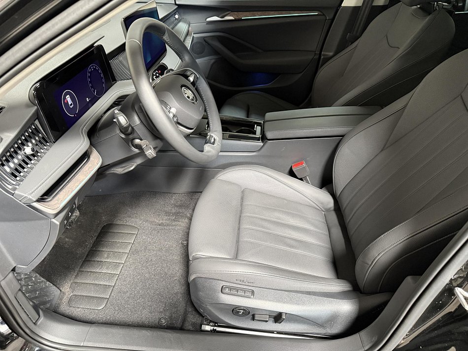 Škoda Superb IV 2.0 TDi L&K 4x4