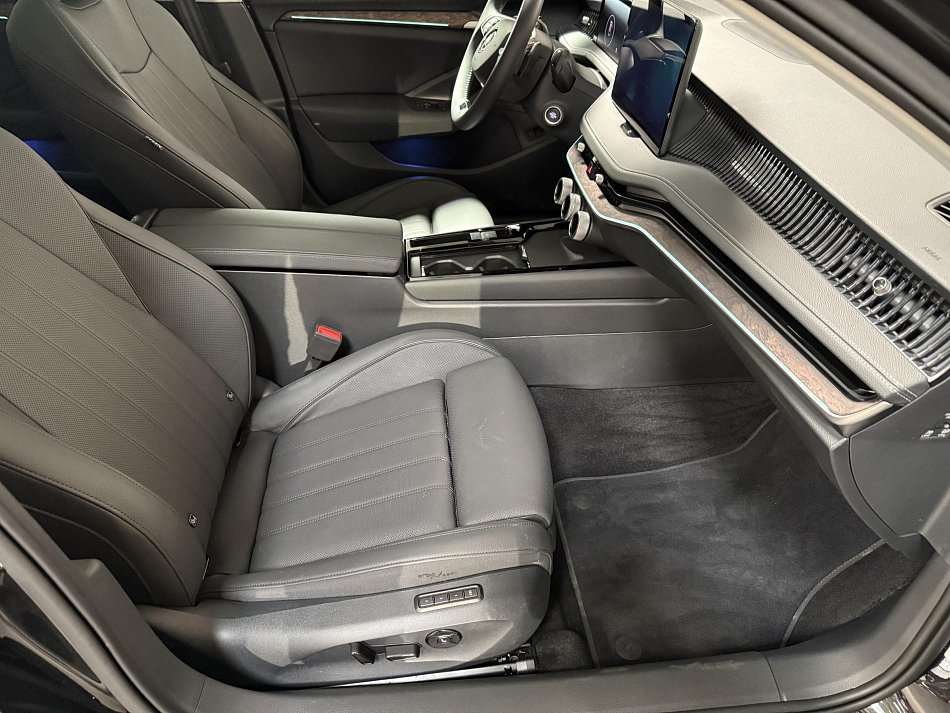 Škoda Superb IV 2.0 TDi L&K 4x4