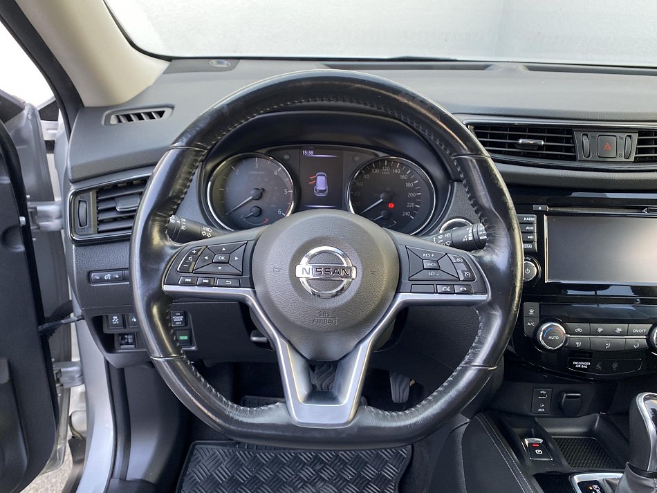 Nissan X-Trail 2.0 D  4x4