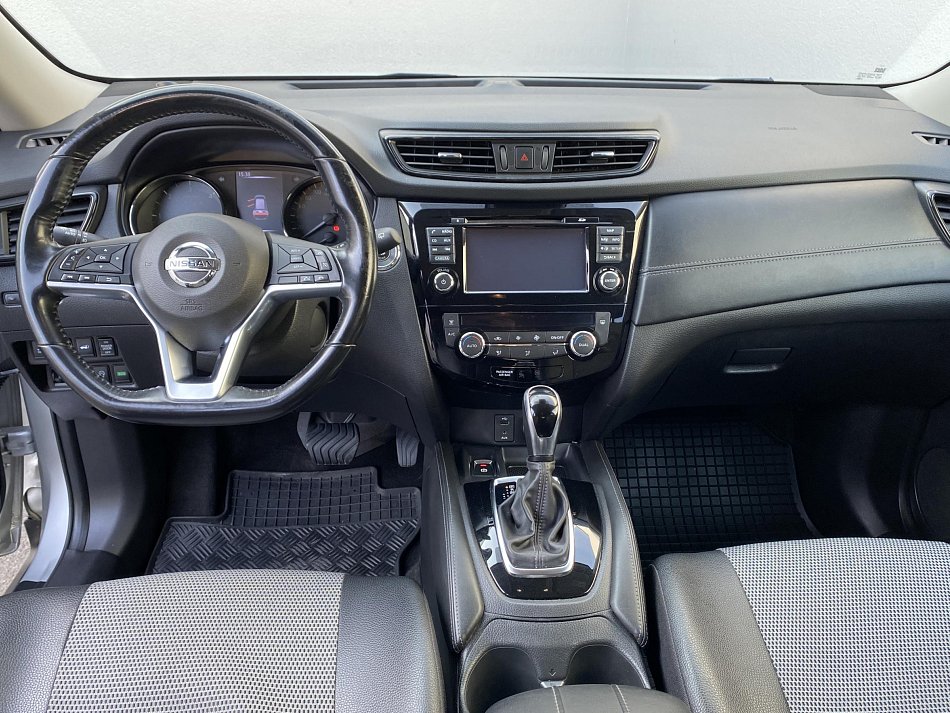 Nissan X-Trail 2.0 D  4x4