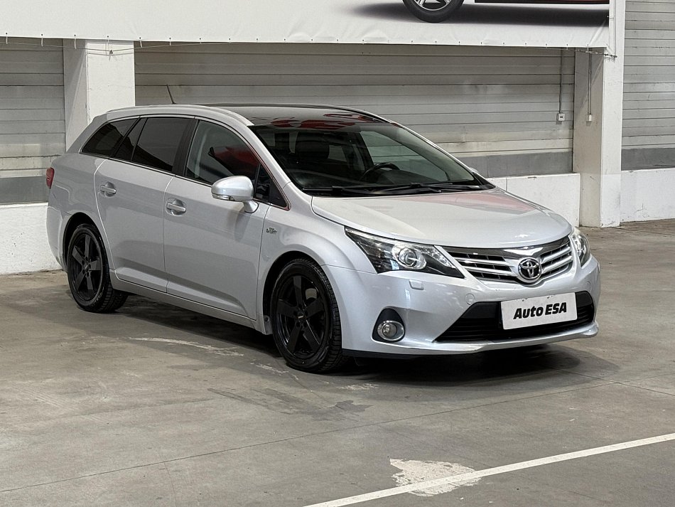 Toyota Avensis 2.2 D-CAT 