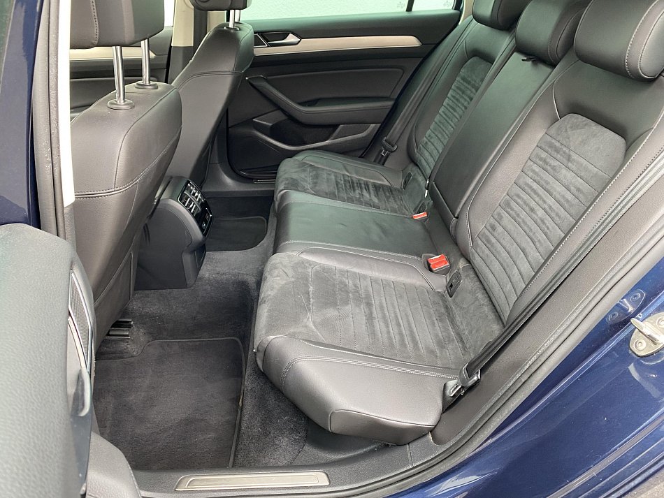 Volkswagen Passat 2.0 TDi Highline