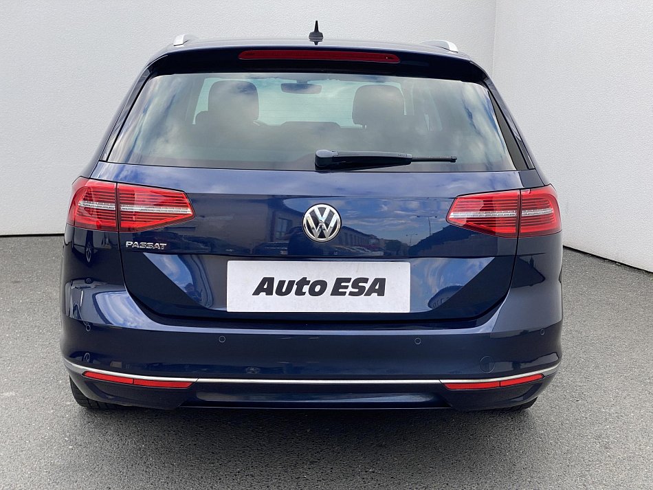 Volkswagen Passat 2.0 TDi Highline