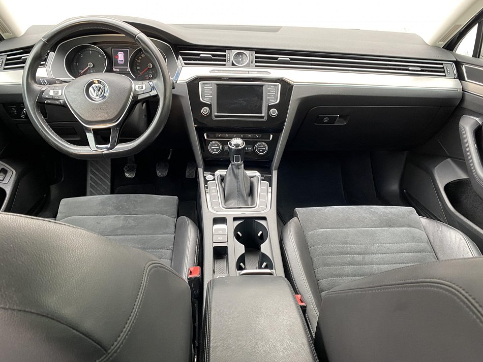Volkswagen Passat 2.0 TDi Highline