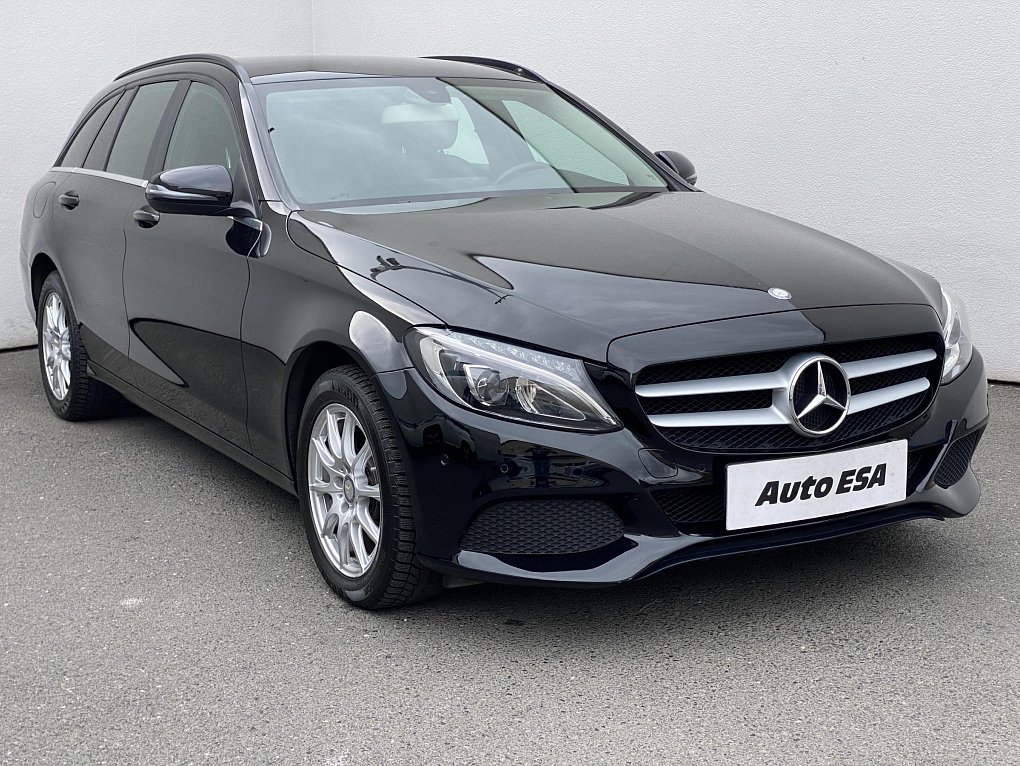 Mercedes-Benz Třída C 2.2CDi  C220