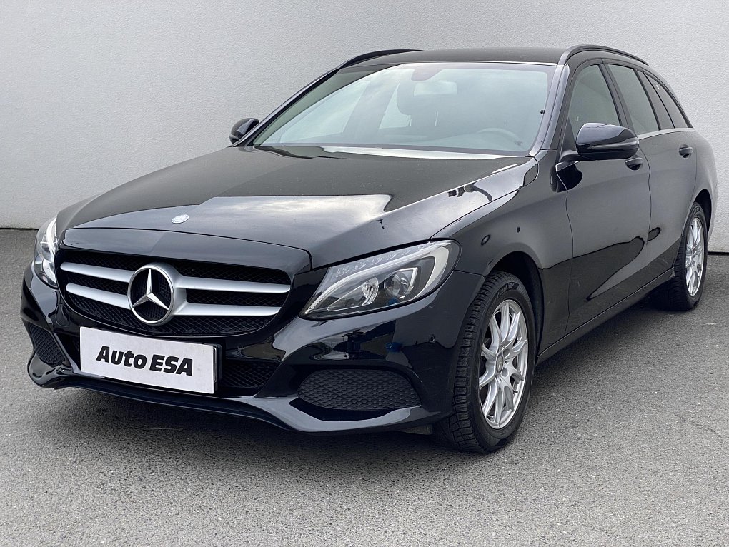 Mercedes-Benz Třída C 2.2CDi  C220