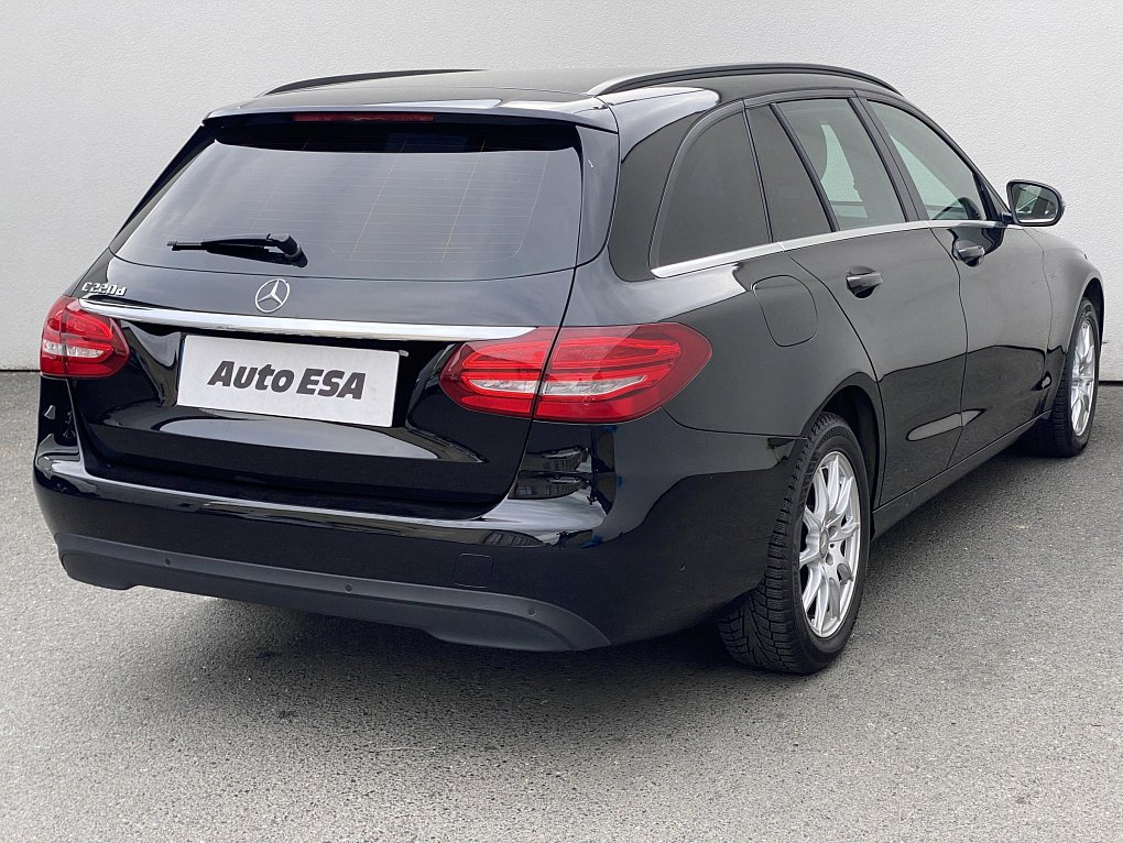 Mercedes-Benz Třída C 2.2CDi  C220