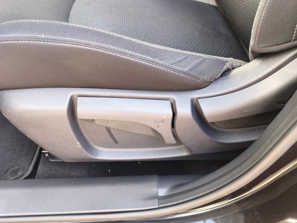 Nissan Qashqai 1.3 DiG-T Connect