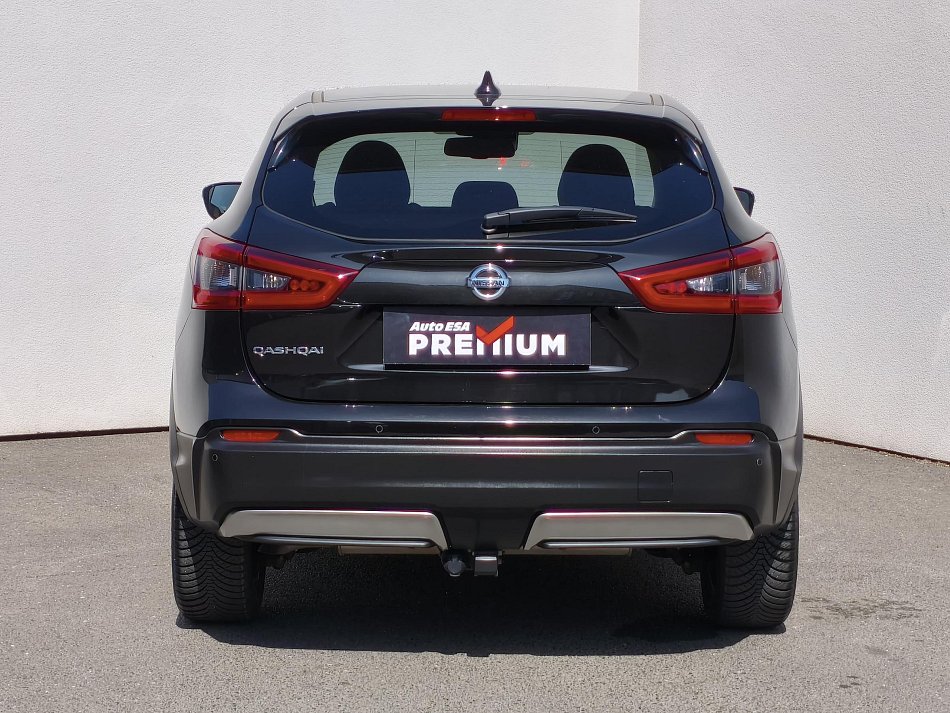 Nissan Qashqai 1.3 DiG-T Connect