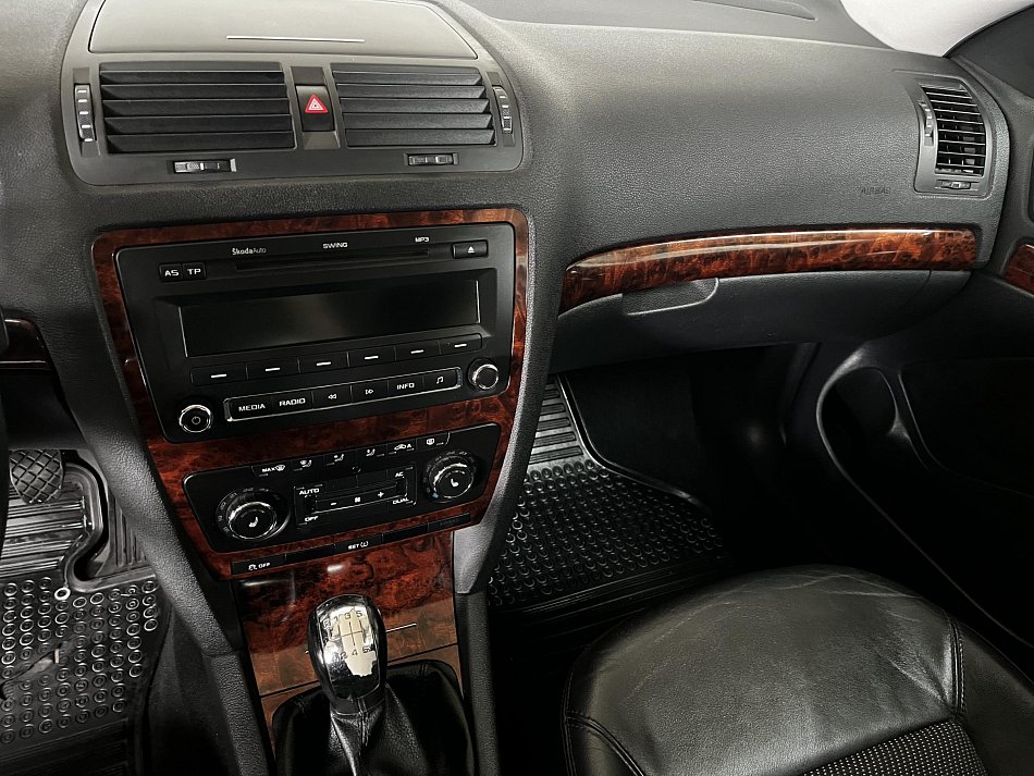 Škoda Octavia II 1.4 TSi Elegance