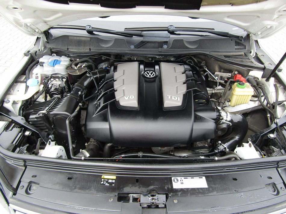 Volkswagen Touareg 3.0 TDi V6  4x4
